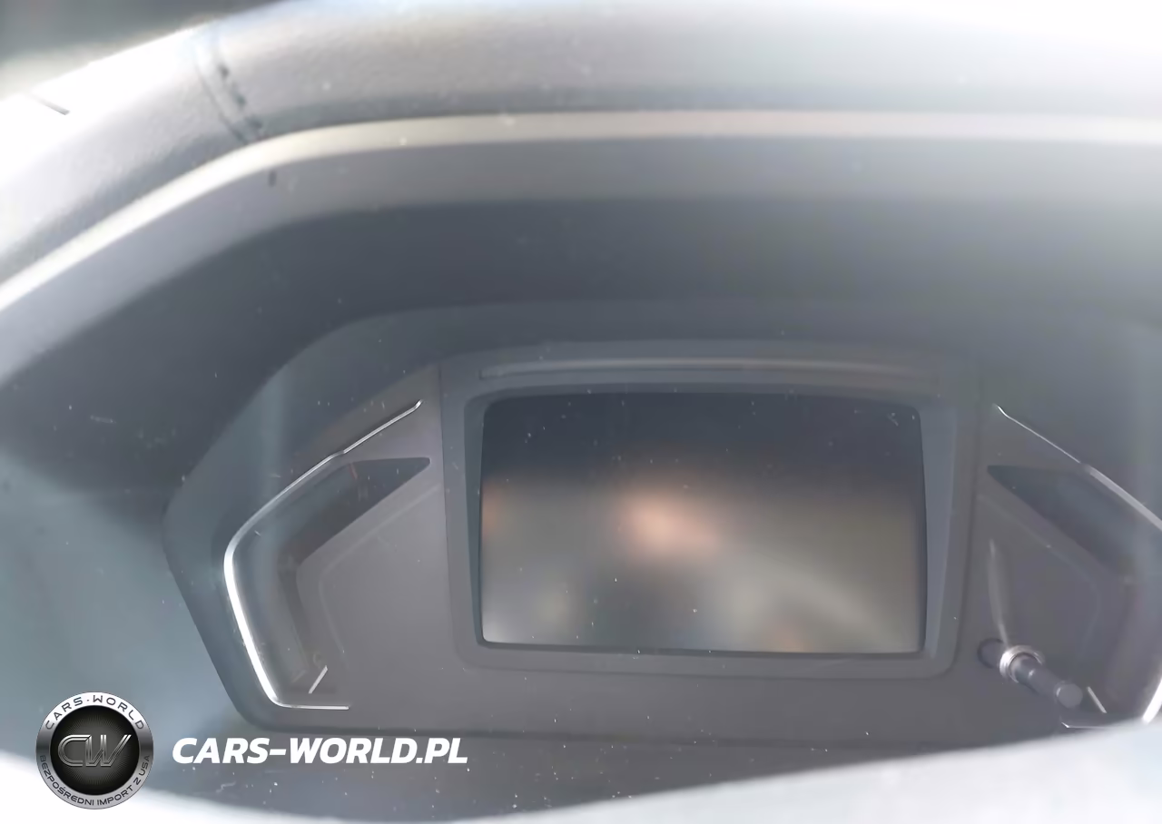 2023 Honda Odyssey Touring VIN:5FNRL6H83PB016782 - 16