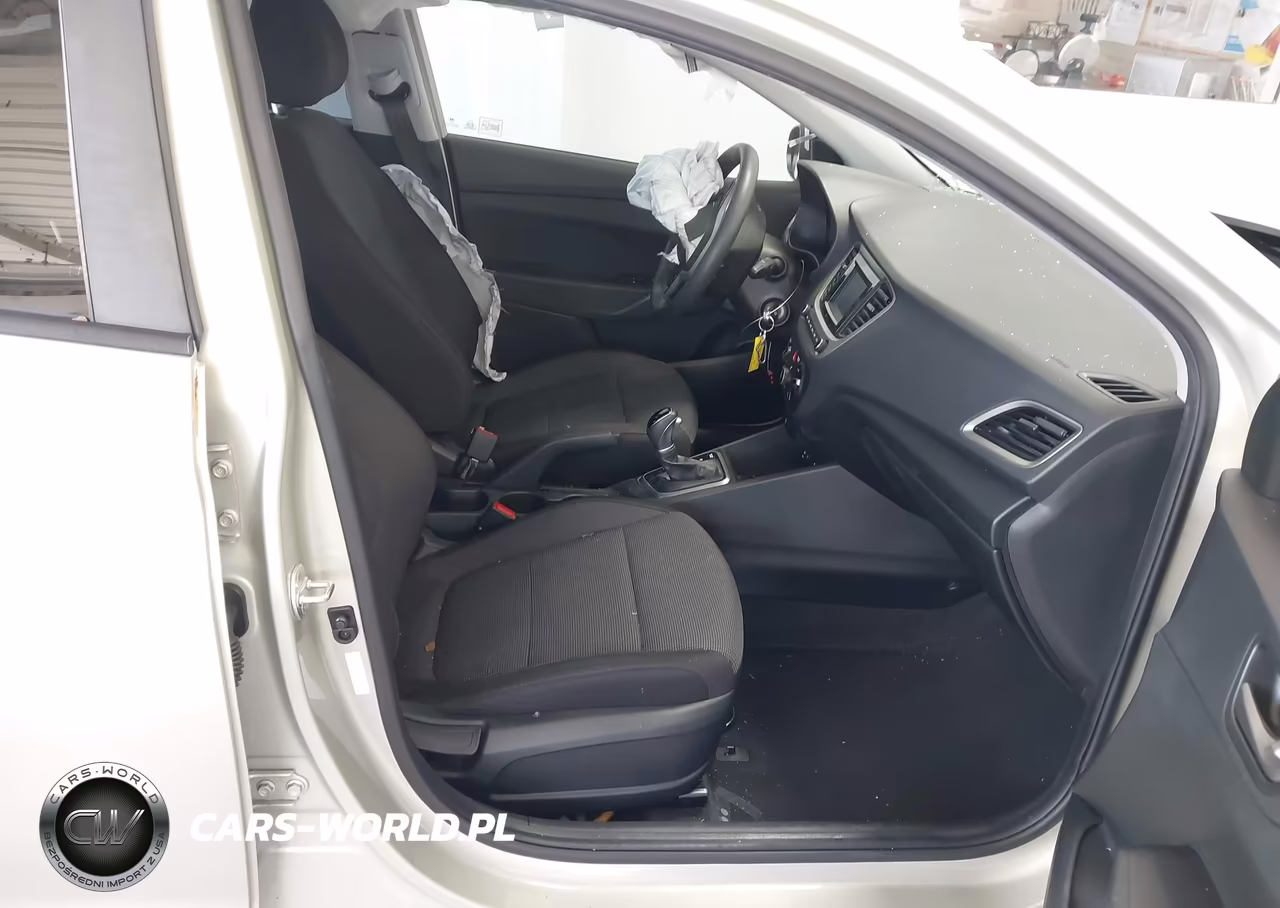 2019 Hyundai Accent Se VIN:3KPC24A31KE049080 - 5