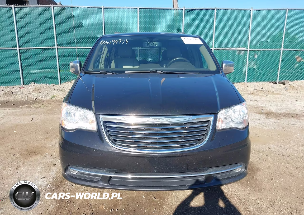 2015 Chrysler Town & Country Touring-L VIN:2C4RC1CG7FR639410 - 12