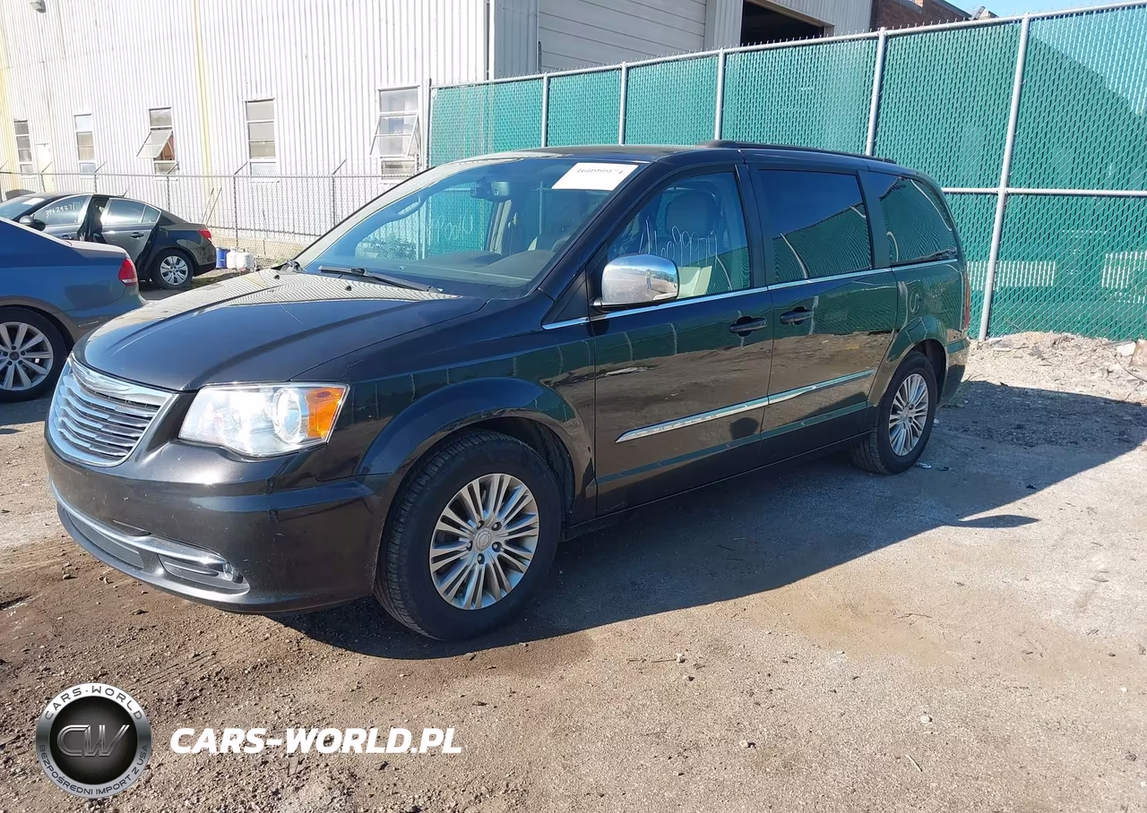 2015 Chrysler Town & Country Touring-L VIN:2C4RC1CG7FR639410 - 2