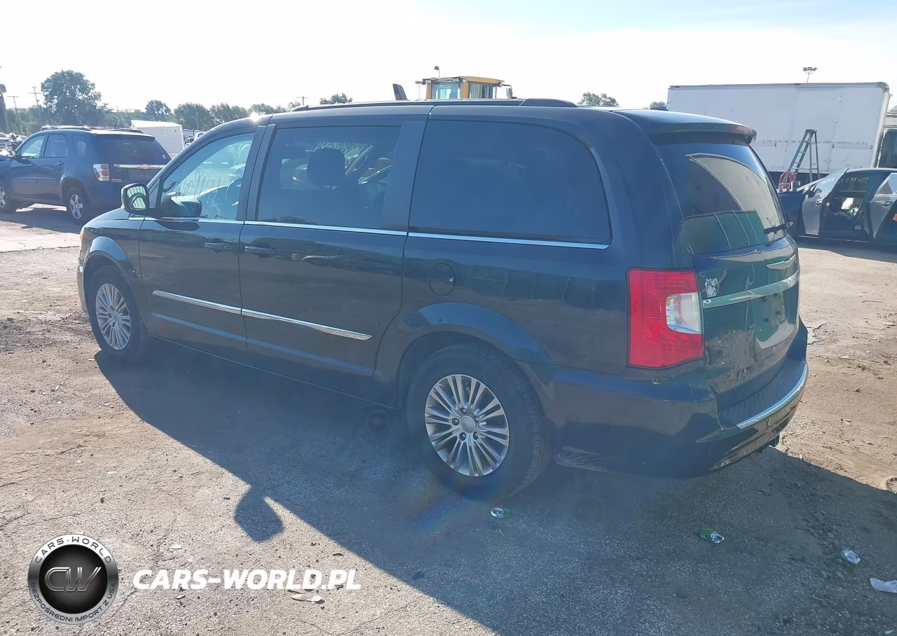 2015 Chrysler Town & Country Touring-L VIN:2C4RC1CG7FR639410 - 3