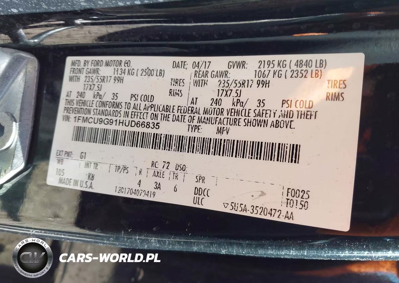 2017 Ford Escape Se VIN:1FMCU9G91HUD66835 - 9