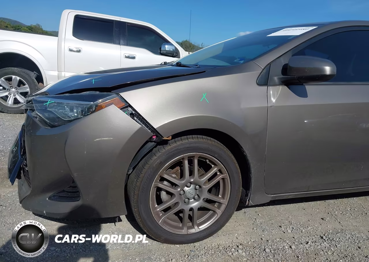 2019 Toyota Corolla Le VIN:5YFBURHE6KP862472 - 18