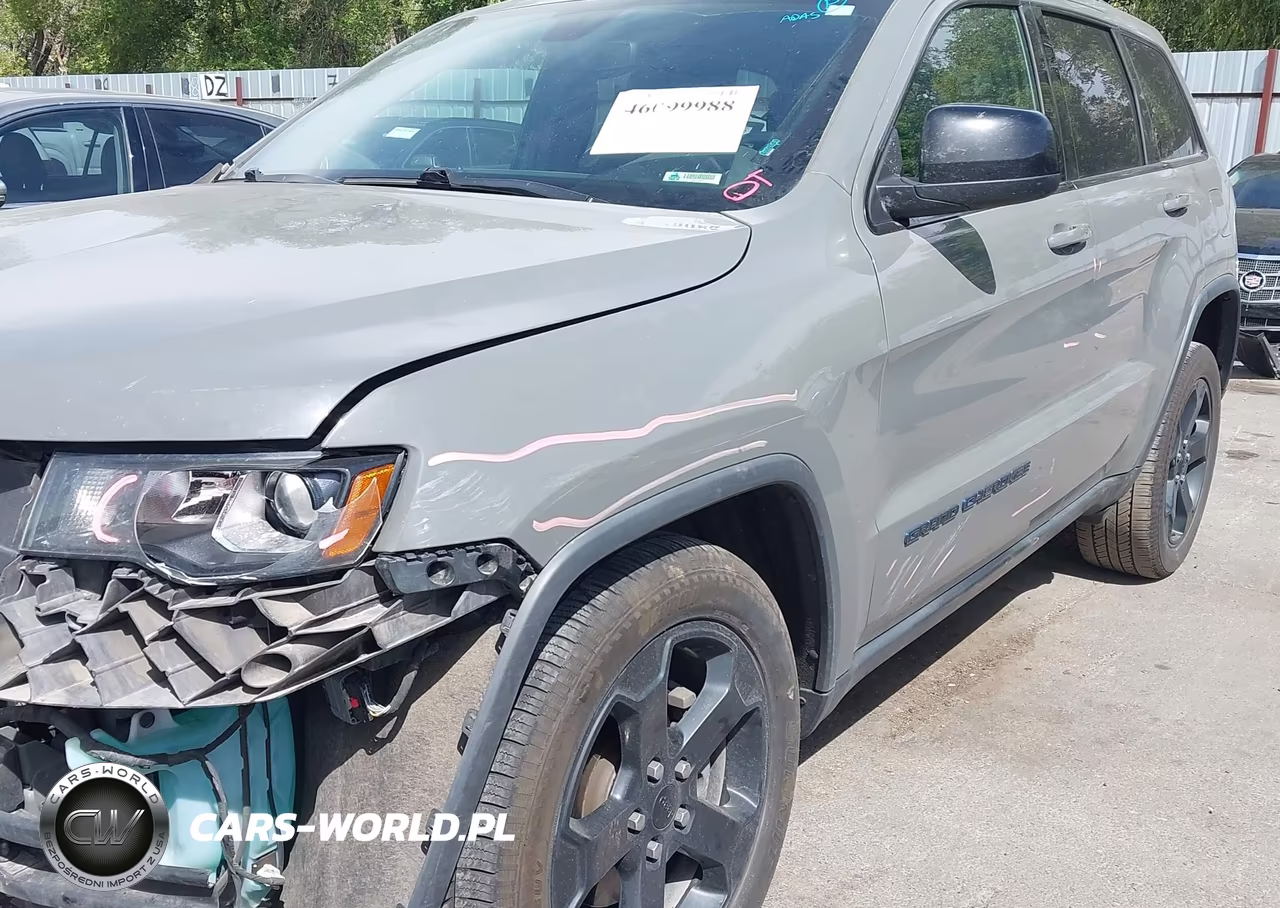 2019 Jeep Grand Cherokee Upland 4X4 VIN:1C4RJFAG6KC619965 - 19