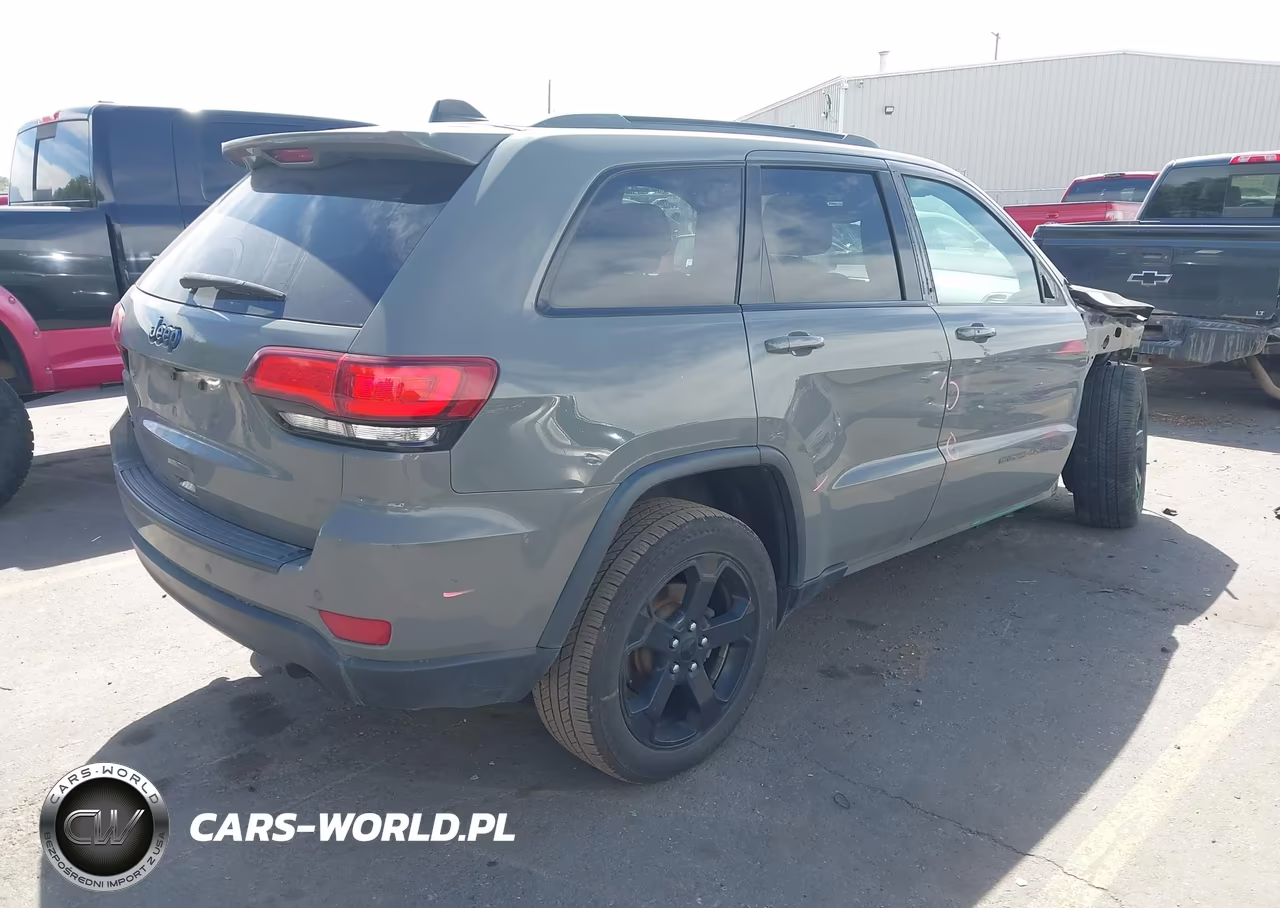 2019 Jeep Grand Cherokee Upland 4X4 VIN:1C4RJFAG6KC619965 - 4