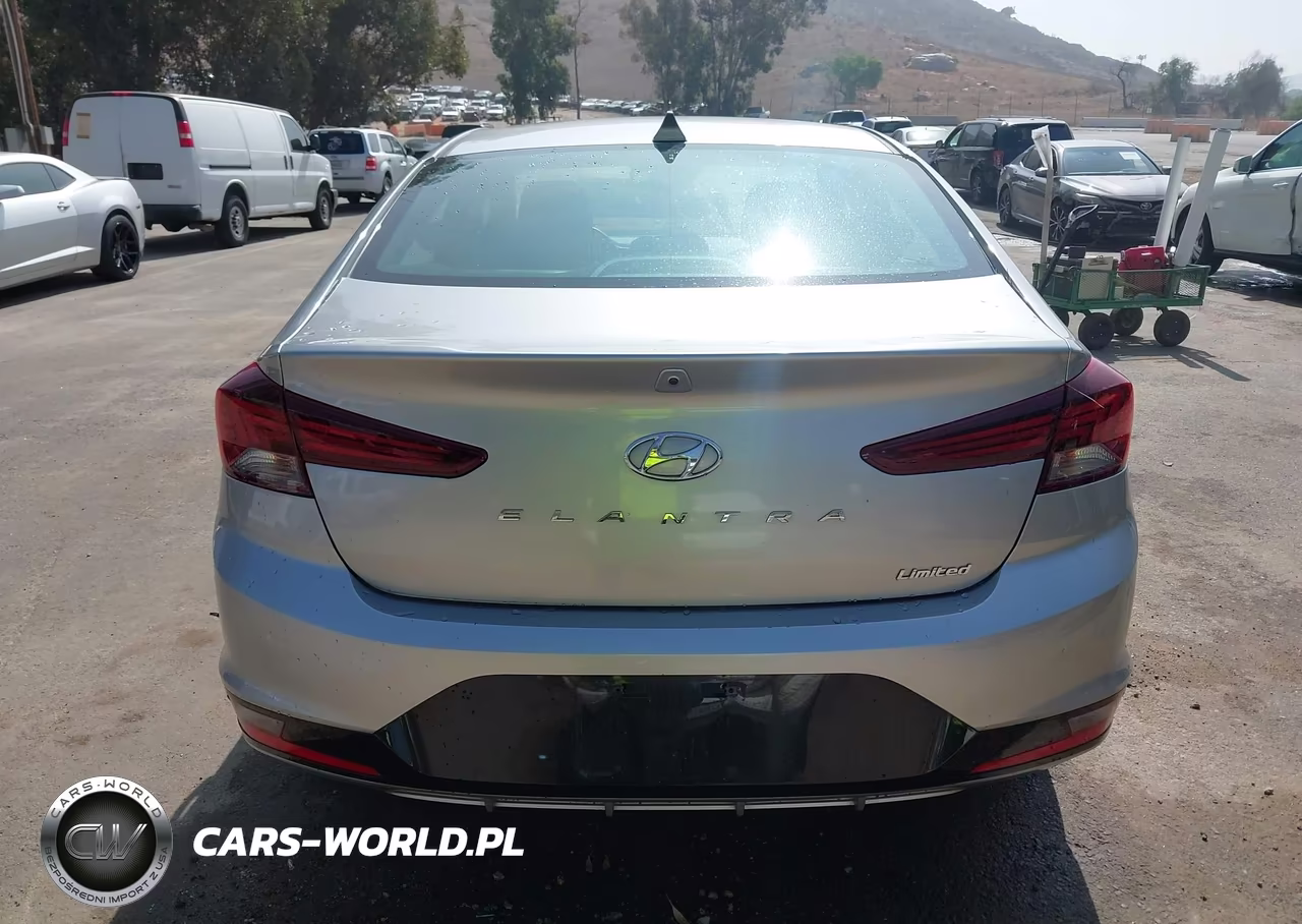 2020 Hyundai Elantra Limited VIN:5NPD84LF7LH624841 - 16