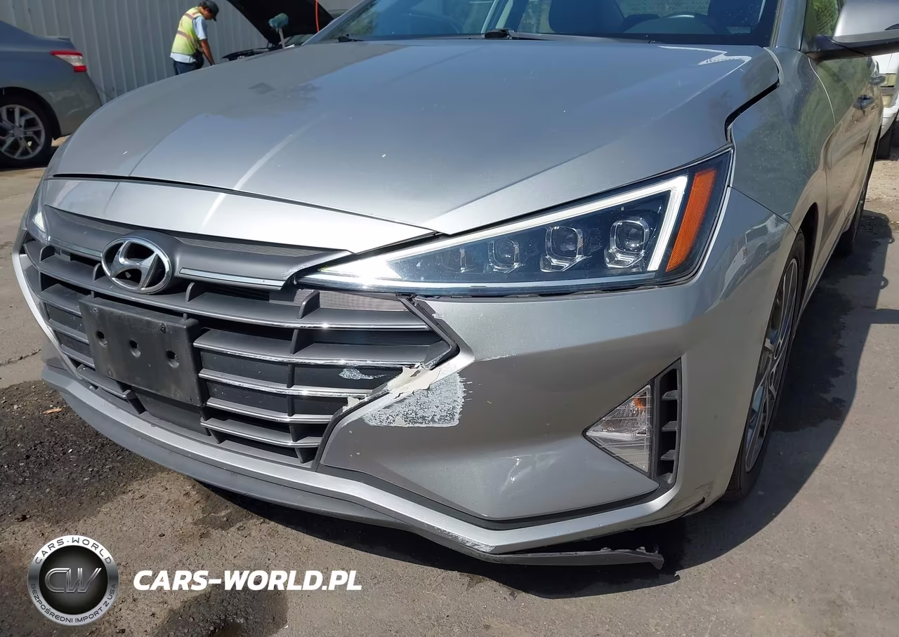 2020 Hyundai Elantra Limited VIN:5NPD84LF7LH624841 - 17