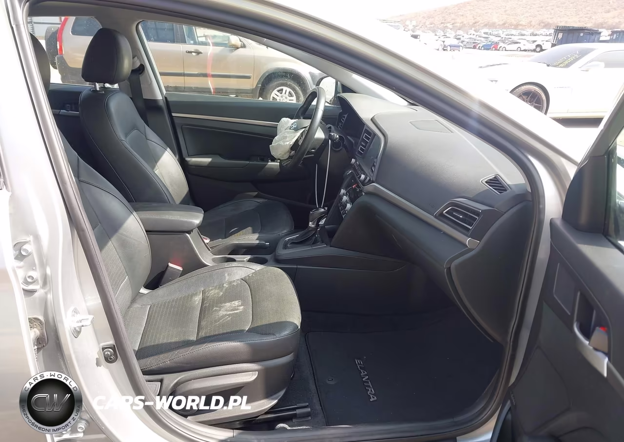 2020 Hyundai Elantra Limited VIN:5NPD84LF7LH624841 - 5