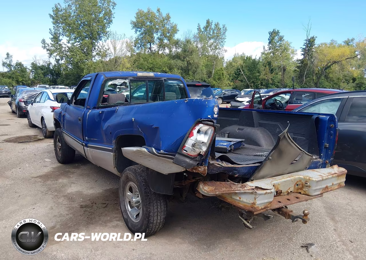 1995 Dodge Ram 1500 VIN:1B7HF16Z3SS204943 - 3