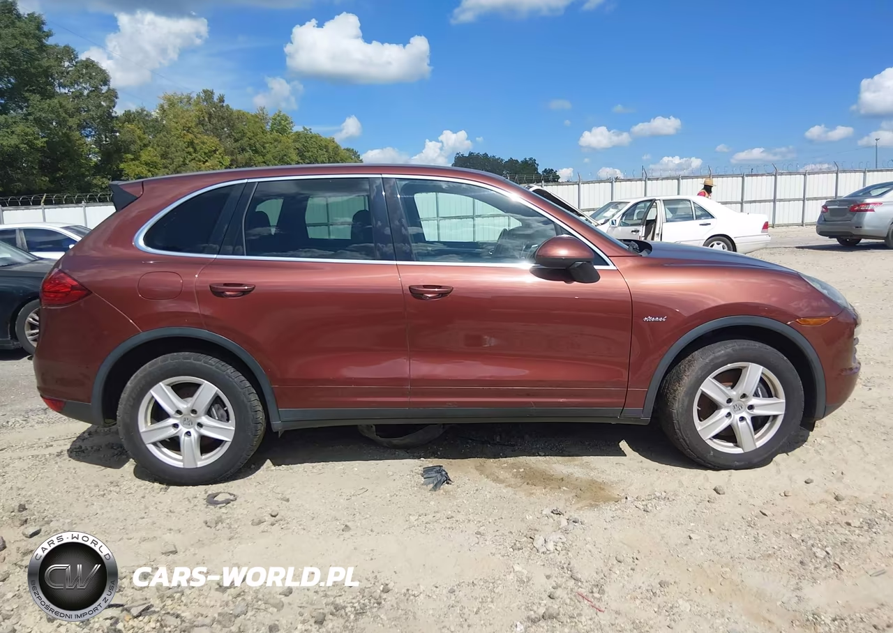 2013 Porsche Cayenne Diesel VIN:WP1AF2A23DLA36573 - 13