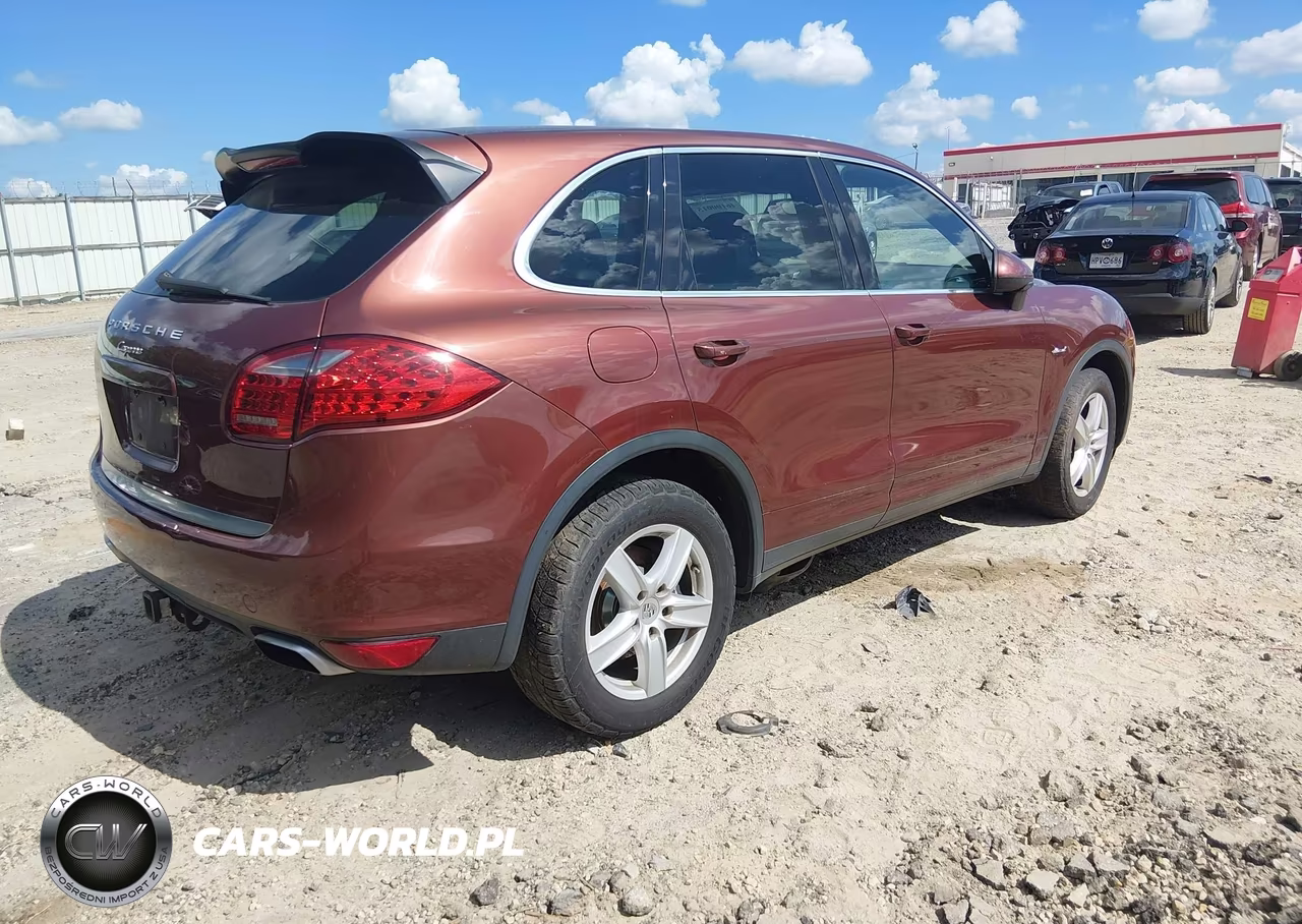 2013 Porsche Cayenne Diesel VIN:WP1AF2A23DLA36573 - 4