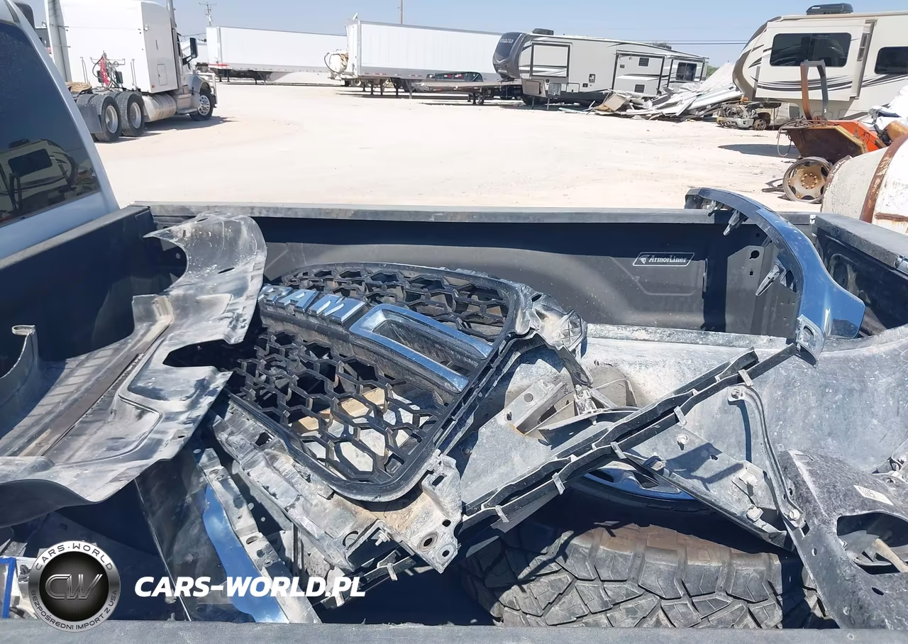 2024 Ram 2500 VIN:3C6UR5CJ2RG254110 - 12