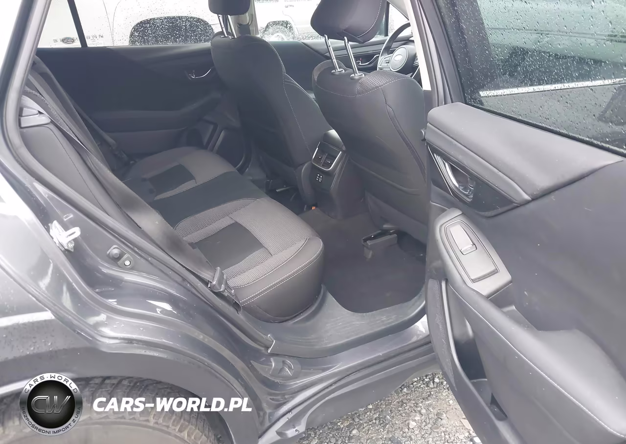 2024 Subaru Outback Premium VIN:4S4BTACCXR3163404 - 18
