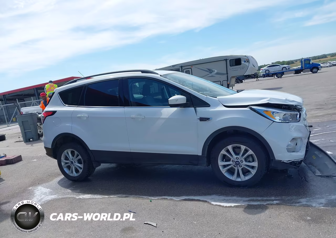 2018 Ford Escape Se VIN:1FMCU9GD8JUD08814 - 13