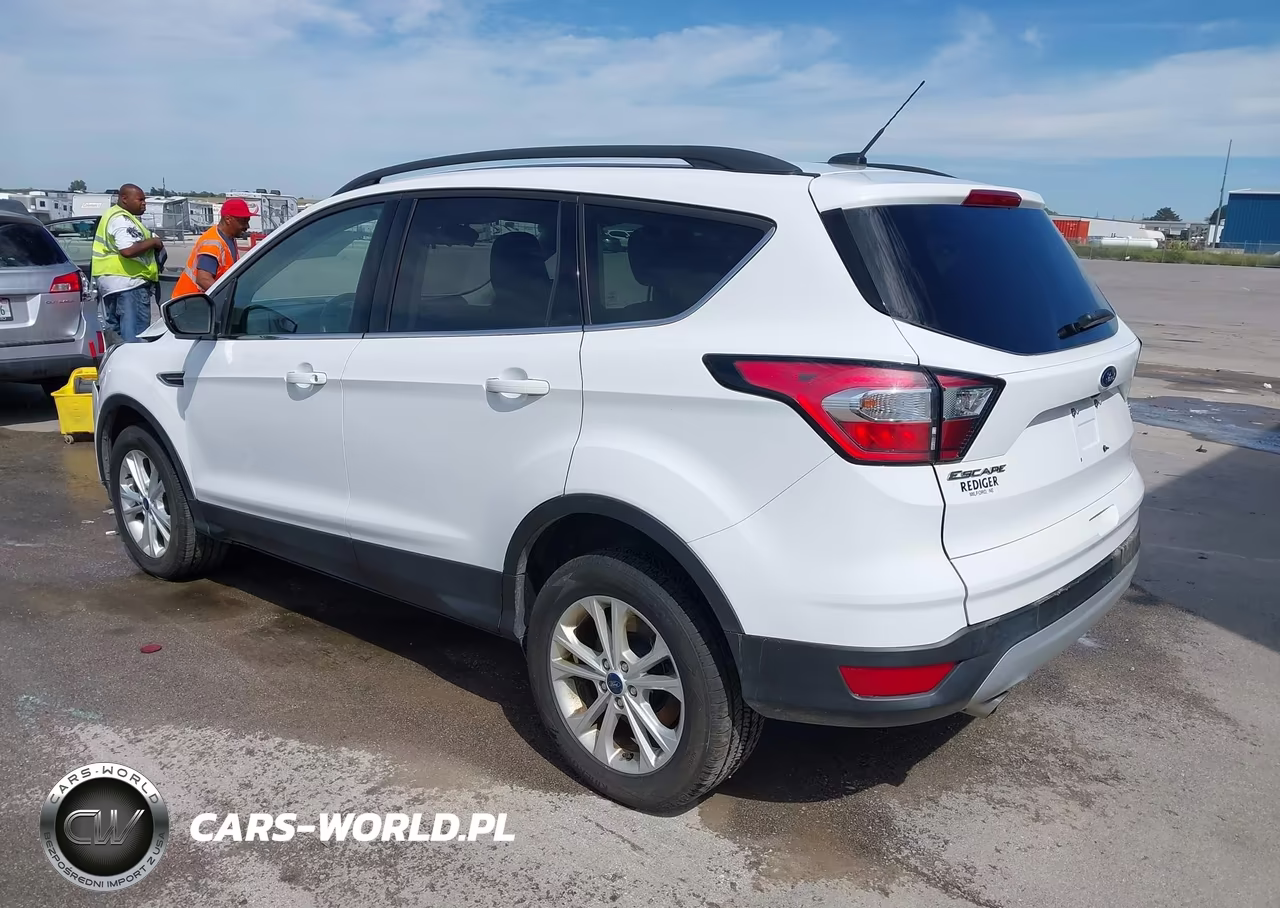 2018 Ford Escape Se VIN:1FMCU9GD8JUD08814 - 3
