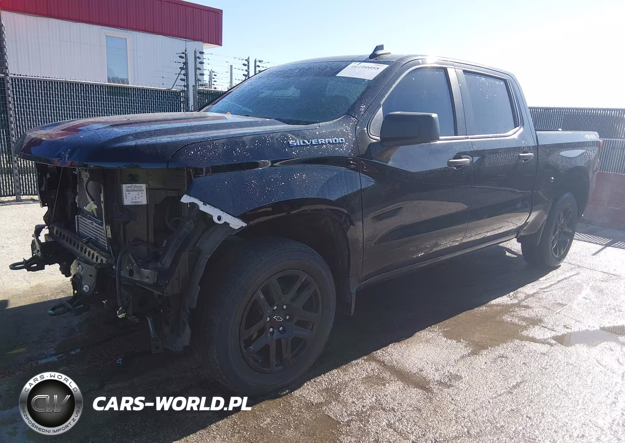 2022 Chevrolet Silverado 1500 4Wd Short Bed Custom VIN:3GCPDBEK4NG564388 - 2