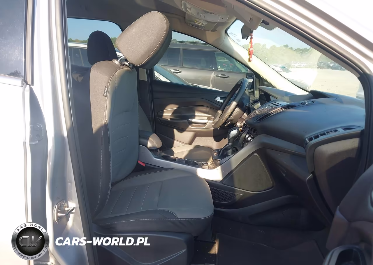 2016 Ford Escape Se VIN:1FMCU0G77GUA23276 - 5