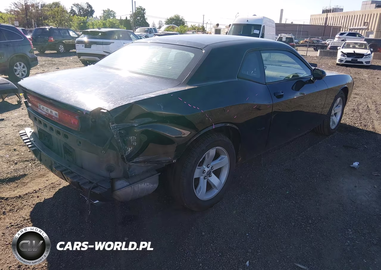 2012 Dodge Challenger Sxt VIN:2C3CDYAG8CH290827 - 4