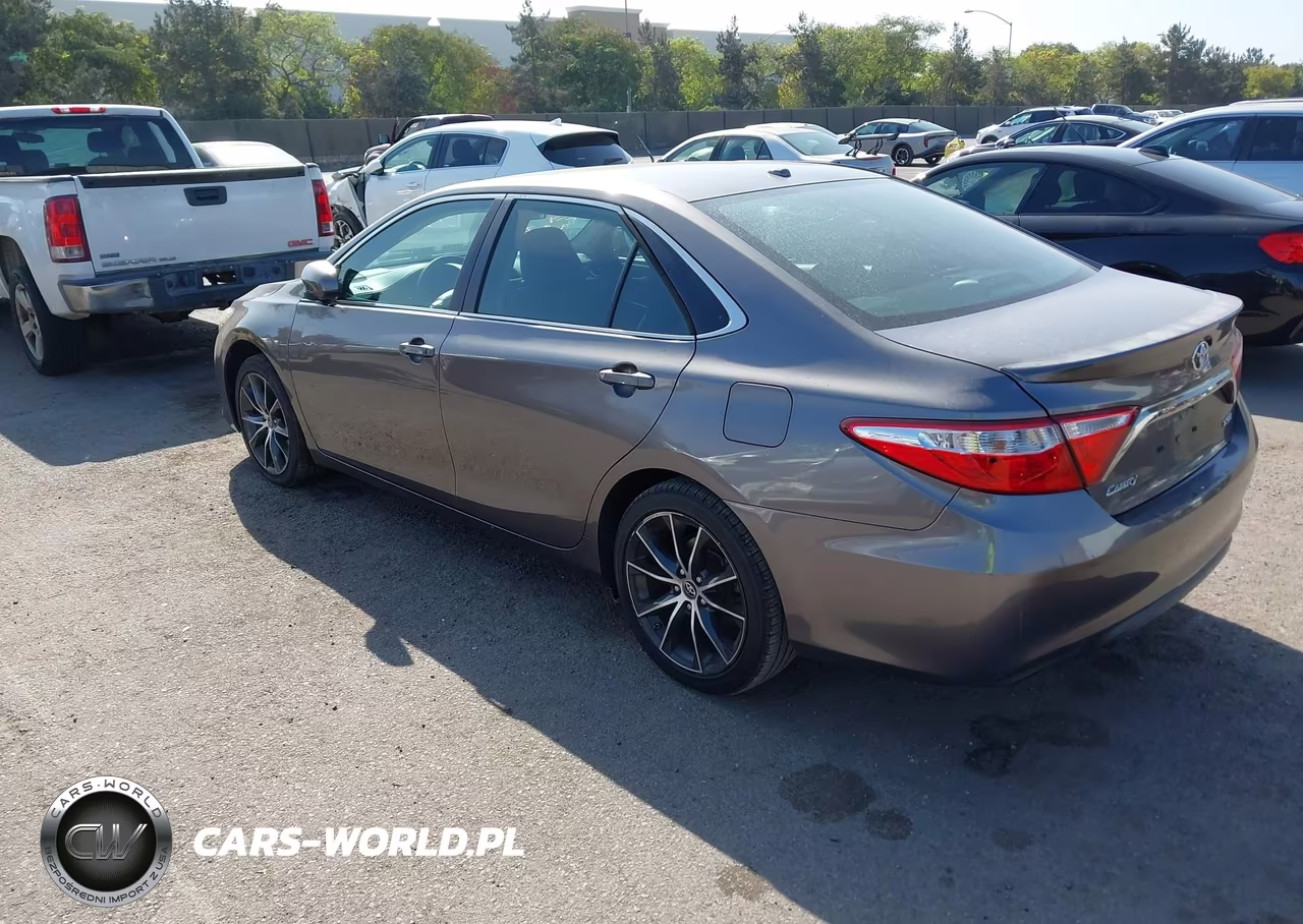 2015 Toyota Camry Xse VIN:4T1BF1FK5FU909208 - 3