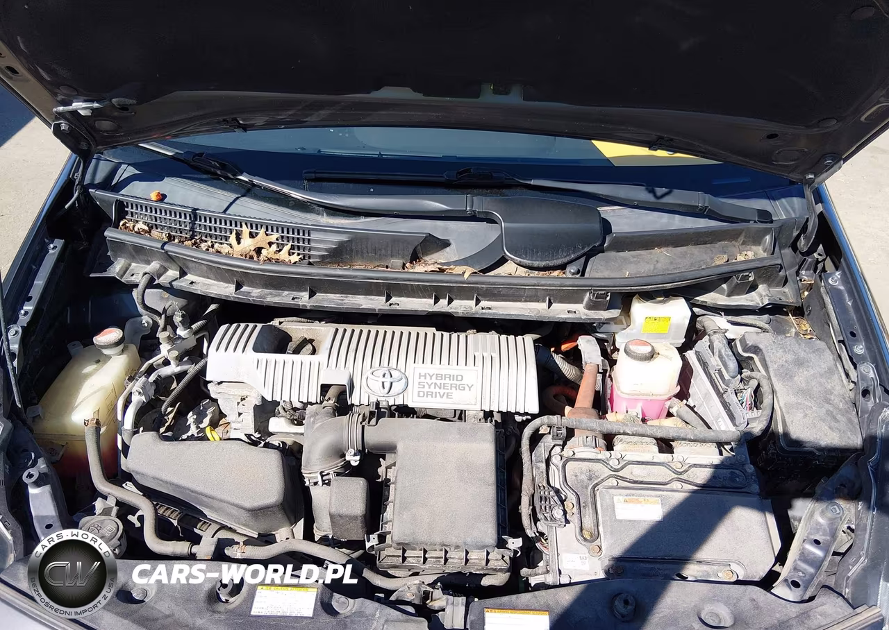 2015 Toyota Prius V Three VIN:JTDZN3EU8FJ034745 - 10