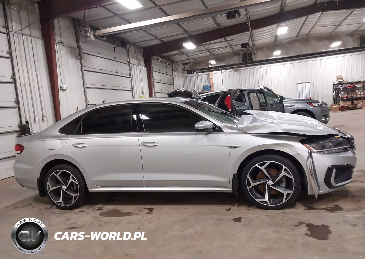 2020 Volkswagen Passat 2.0T R-Line VIN:1VWMA7A33LC010439 - 12