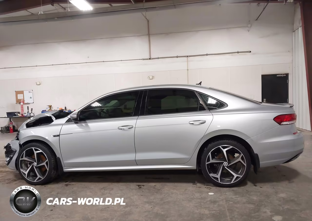 2020 Volkswagen Passat 2.0T R-Line VIN:1VWMA7A33LC010439 - 13