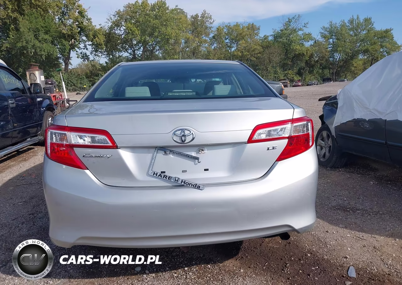 2012 Toyota Camry Le VIN:4T1BF1FK1CU053532 - 16