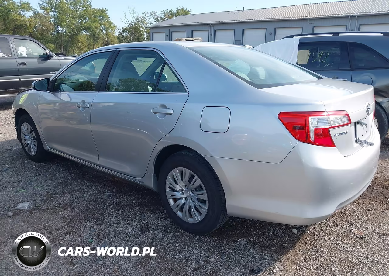 2012 Toyota Camry Le VIN:4T1BF1FK1CU053532 - 3