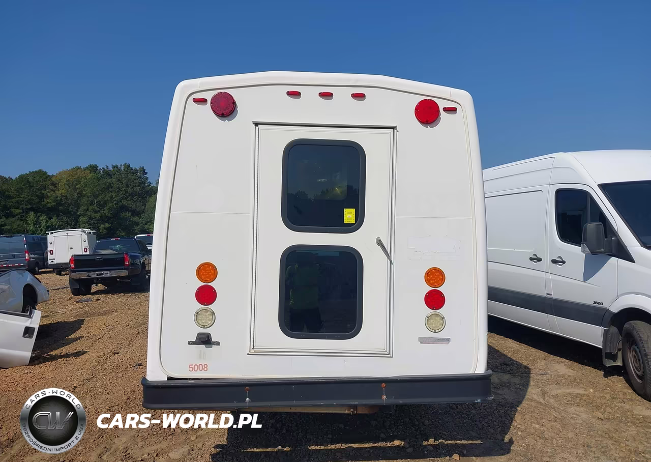 2014 Ford E-350 Cutaway VIN:1FDEE3FS5EDA56576 - 16