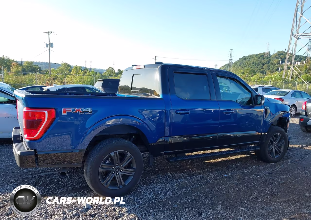 2023 Ford F-150 Xlt VIN:1FTFW1E50PKF10608 - 13