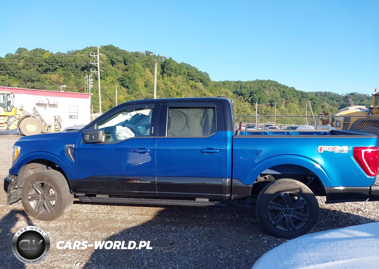 2023 Ford F-150 Xlt VIN:1FTFW1E50PKF10608 - 14