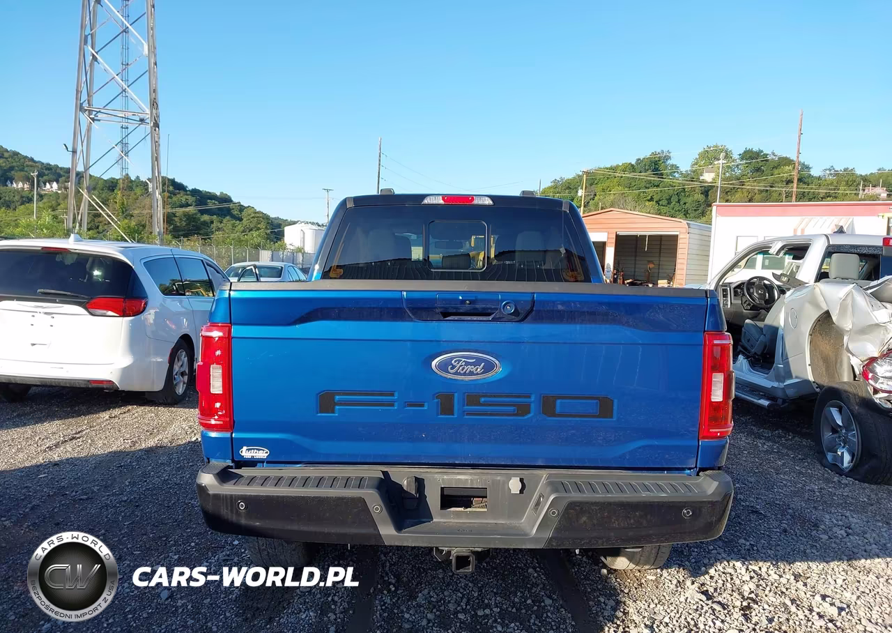 2023 Ford F-150 Xlt VIN:1FTFW1E50PKF10608 - 16