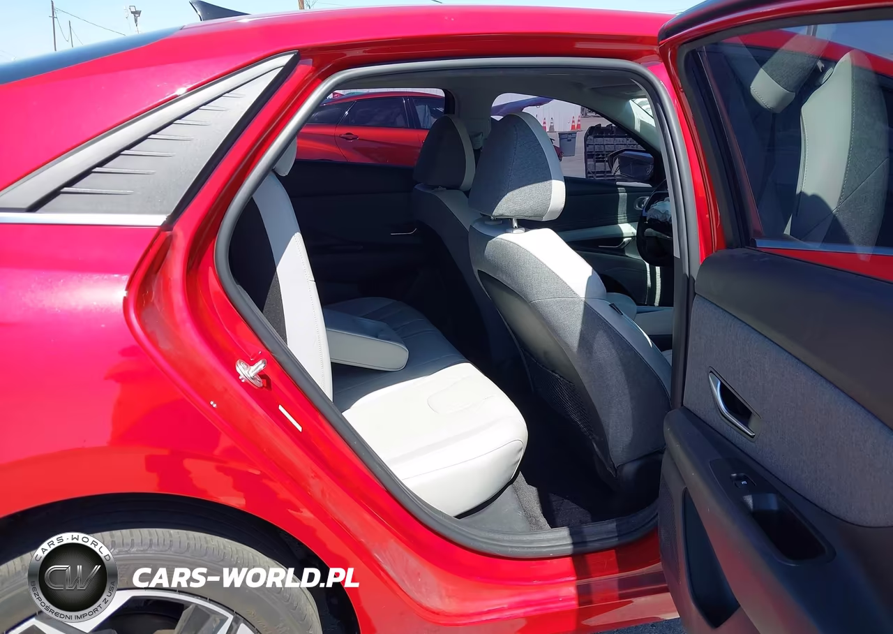 2023 Hyundai Elantra Limited VIN:KMHLP4AGXPU375131 - 8