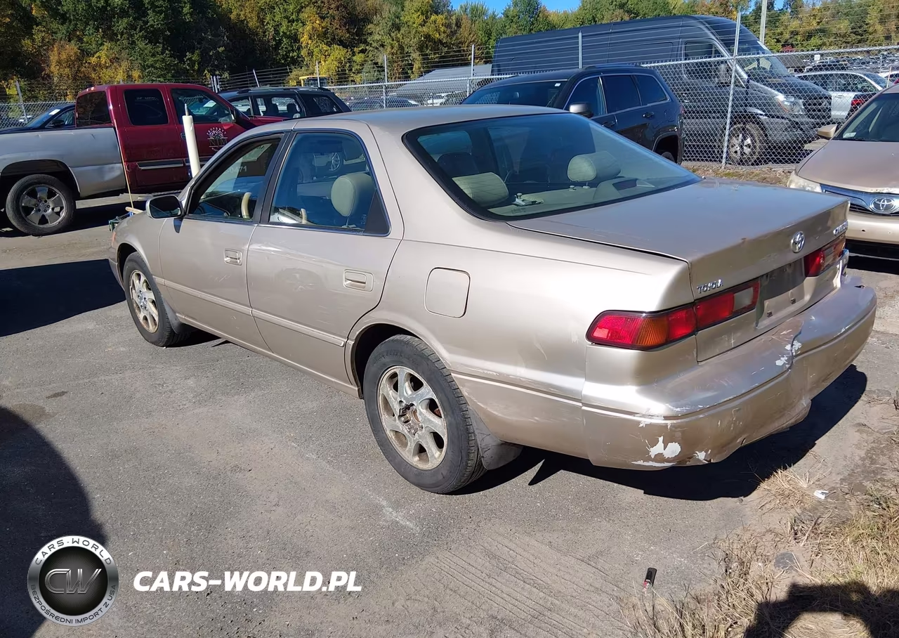 1998 Toyota Camry Xle V6 VIN:JT2BF28K6W0132397 - 3