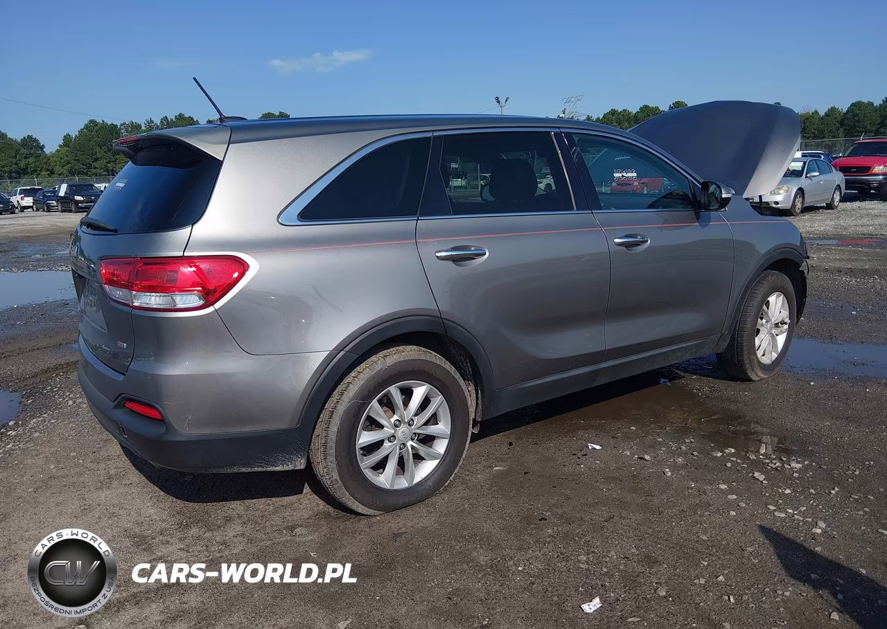 2016 Kia Sorento 2.4L L VIN:5XYPG4A37GG004058 - 4