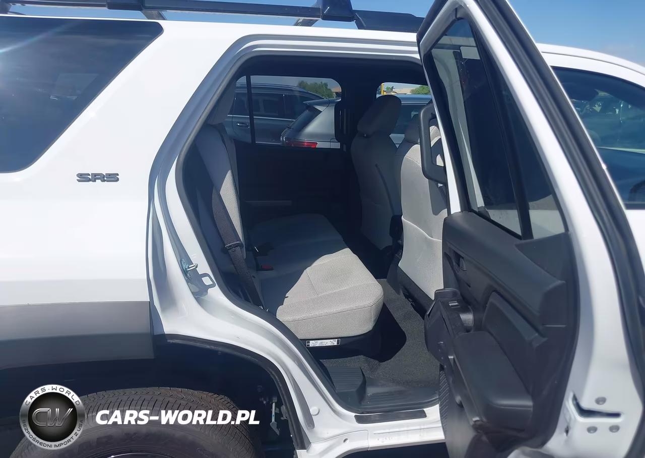 2026 Toyota 4Runner Sr5 VIN:JTEVA5AR5T5013682 - 8