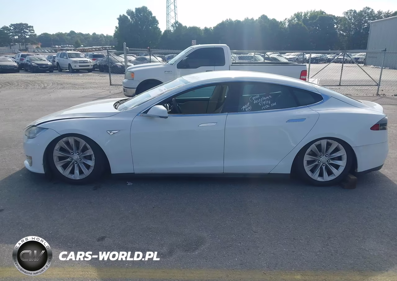 2013 Tesla Model S VIN:5YJSA1CNXDFP12820 - 14