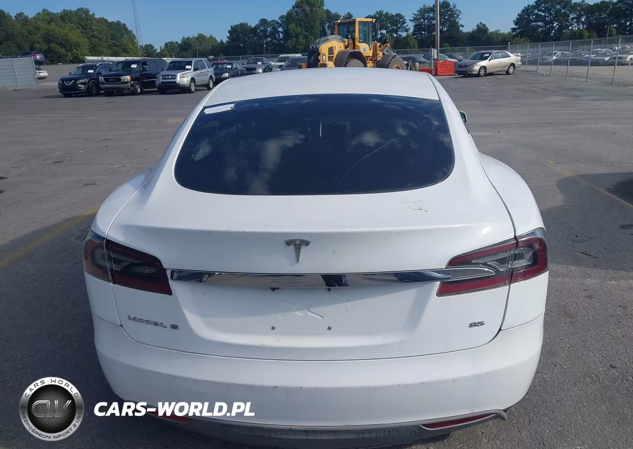 2013 Tesla Model S VIN:5YJSA1CNXDFP12820 - 16