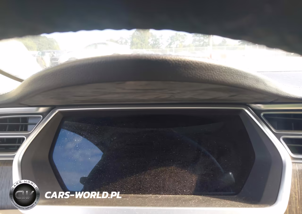 2013 Tesla Model S VIN:5YJSA1CNXDFP12820 - 7