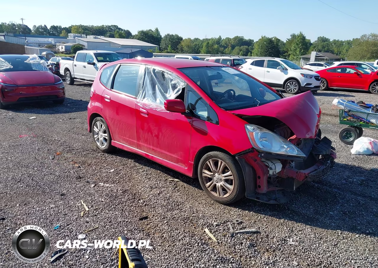 2010 Honda Fit Sport VIN:JHMGE8H62AC031840 - 1