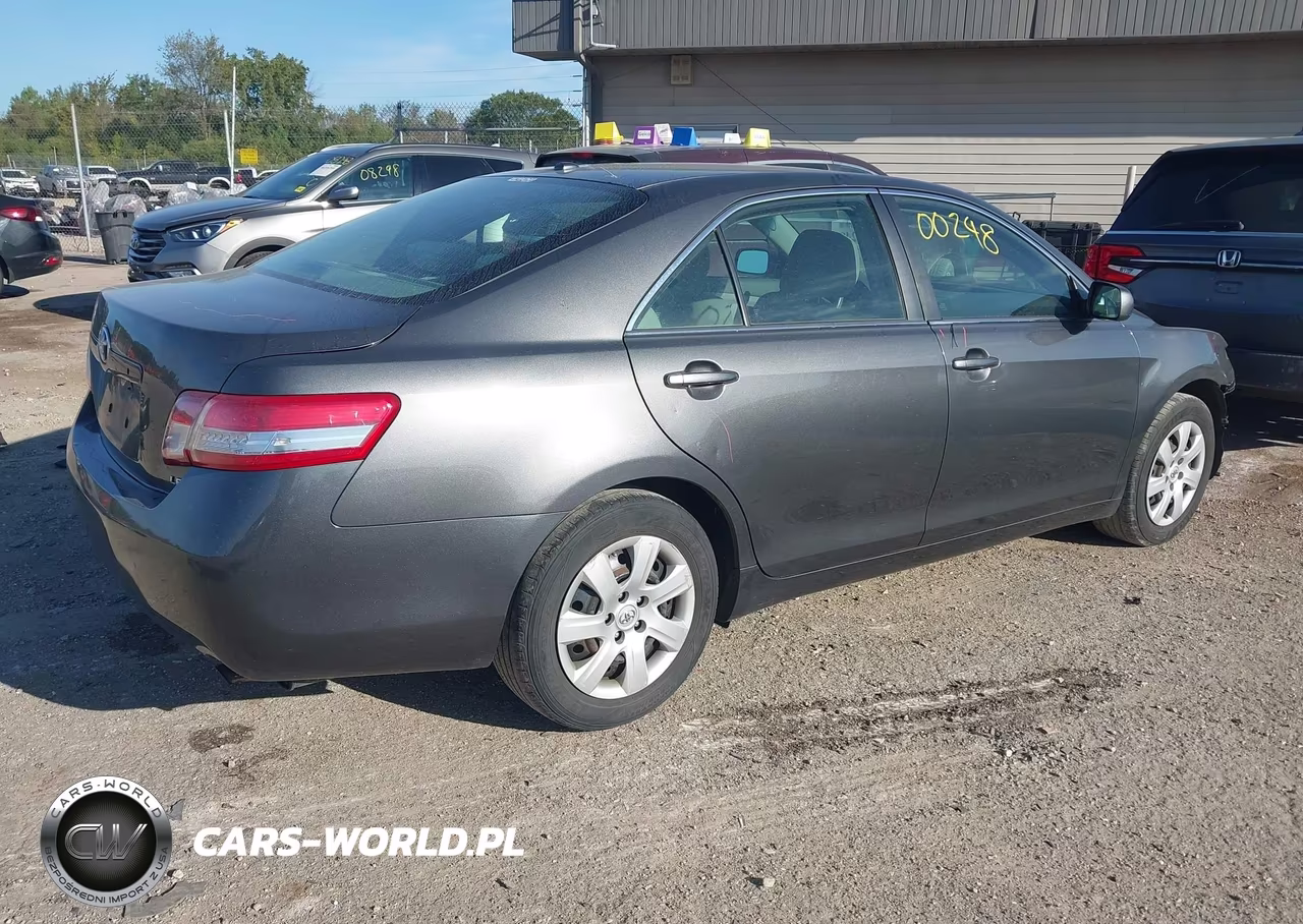 2011 Toyota Camry Le VIN:4T4BF3EKXBR091469 - 4