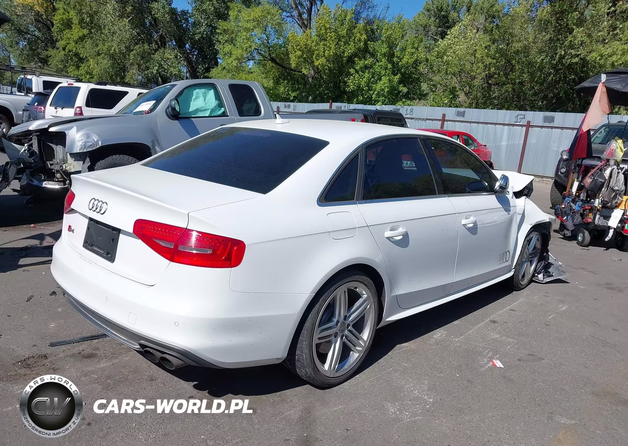 2015 Audi S4 3.0T Premium Plus VIN:WAUDGAFL7FA083852 - 4