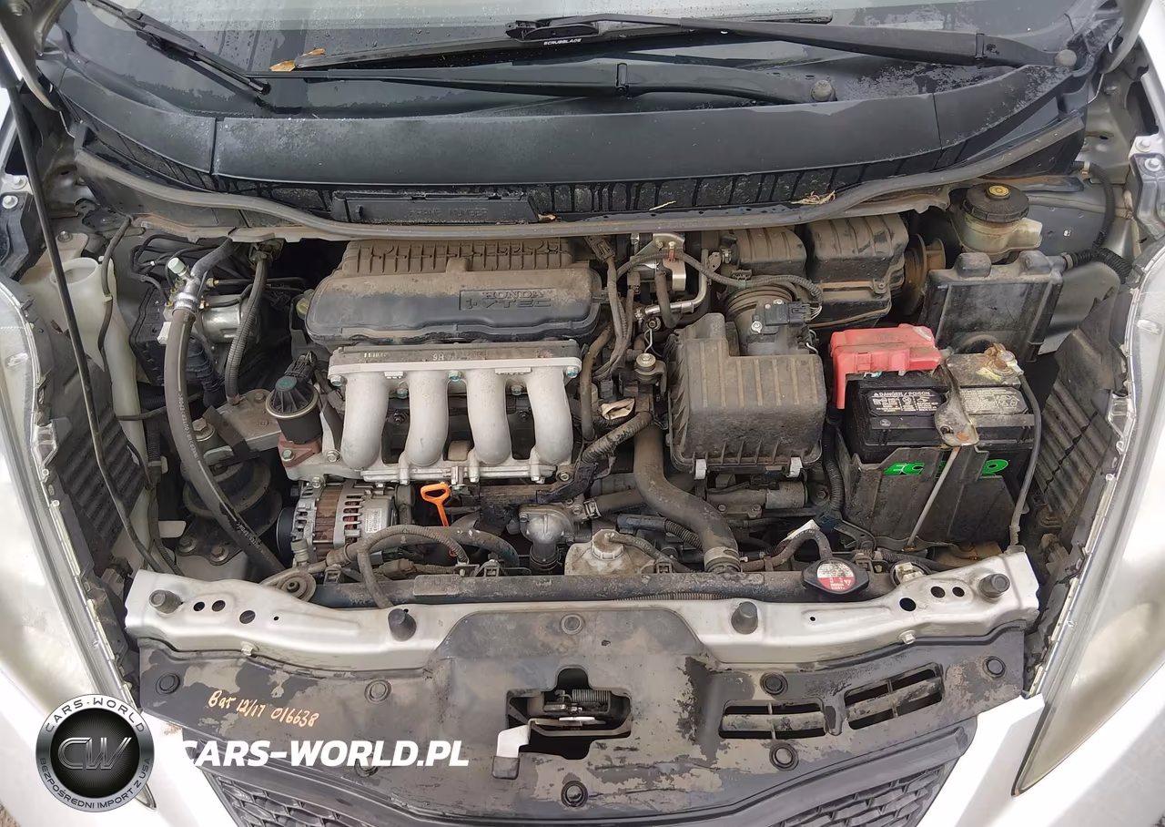 2012 Honda Fit VIN:JHMGE8H30CS000519 - 10