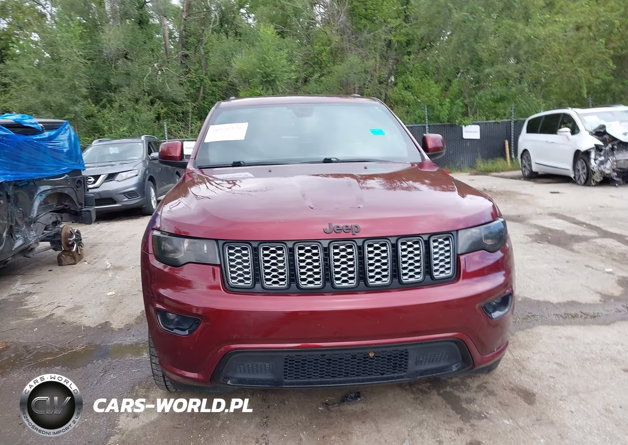 2018 Jeep Grand Cherokee Altitude 4X2 VIN:1C4RJEAGXJC443107 - 12