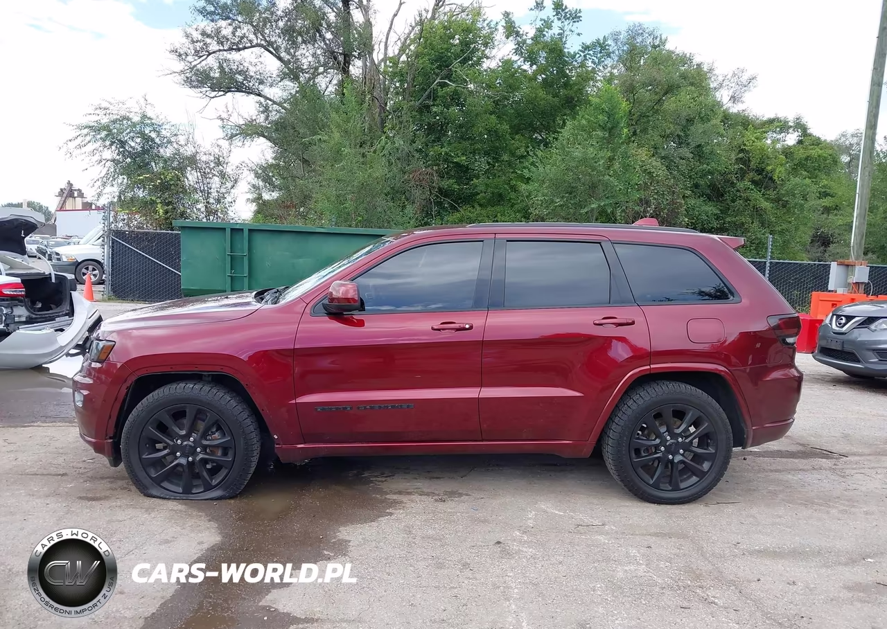 2018 Jeep Grand Cherokee Altitude 4X2 VIN:1C4RJEAGXJC443107 - 14