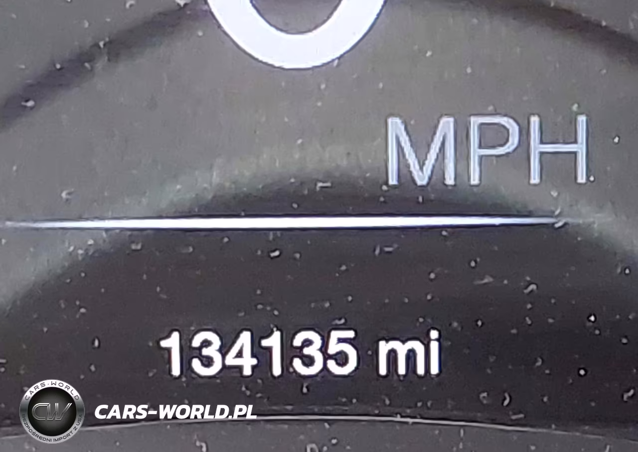 2018 Jeep Grand Cherokee Altitude 4X2 VIN:1C4RJEAGXJC443107 - 15