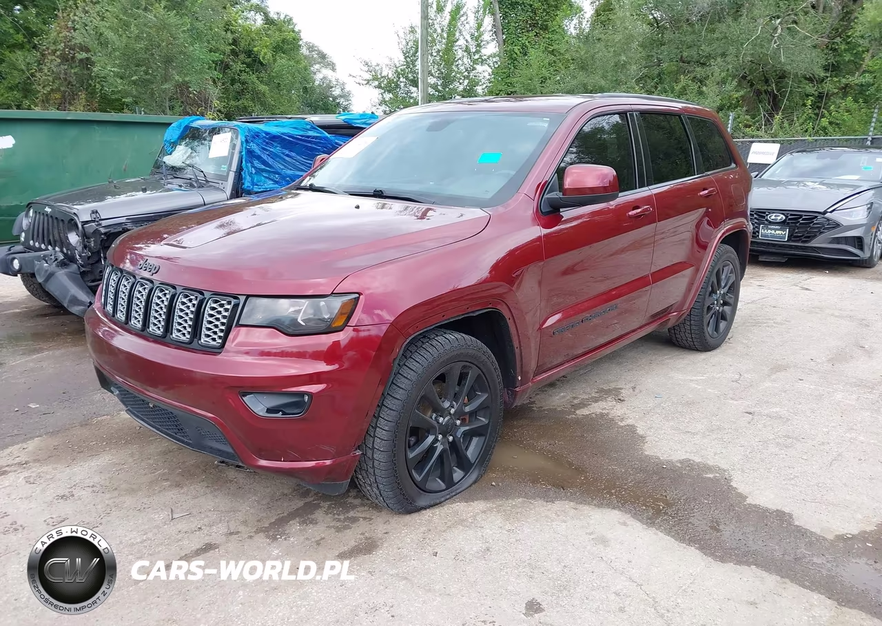 2018 Jeep Grand Cherokee Altitude 4X2 VIN:1C4RJEAGXJC443107 - 2