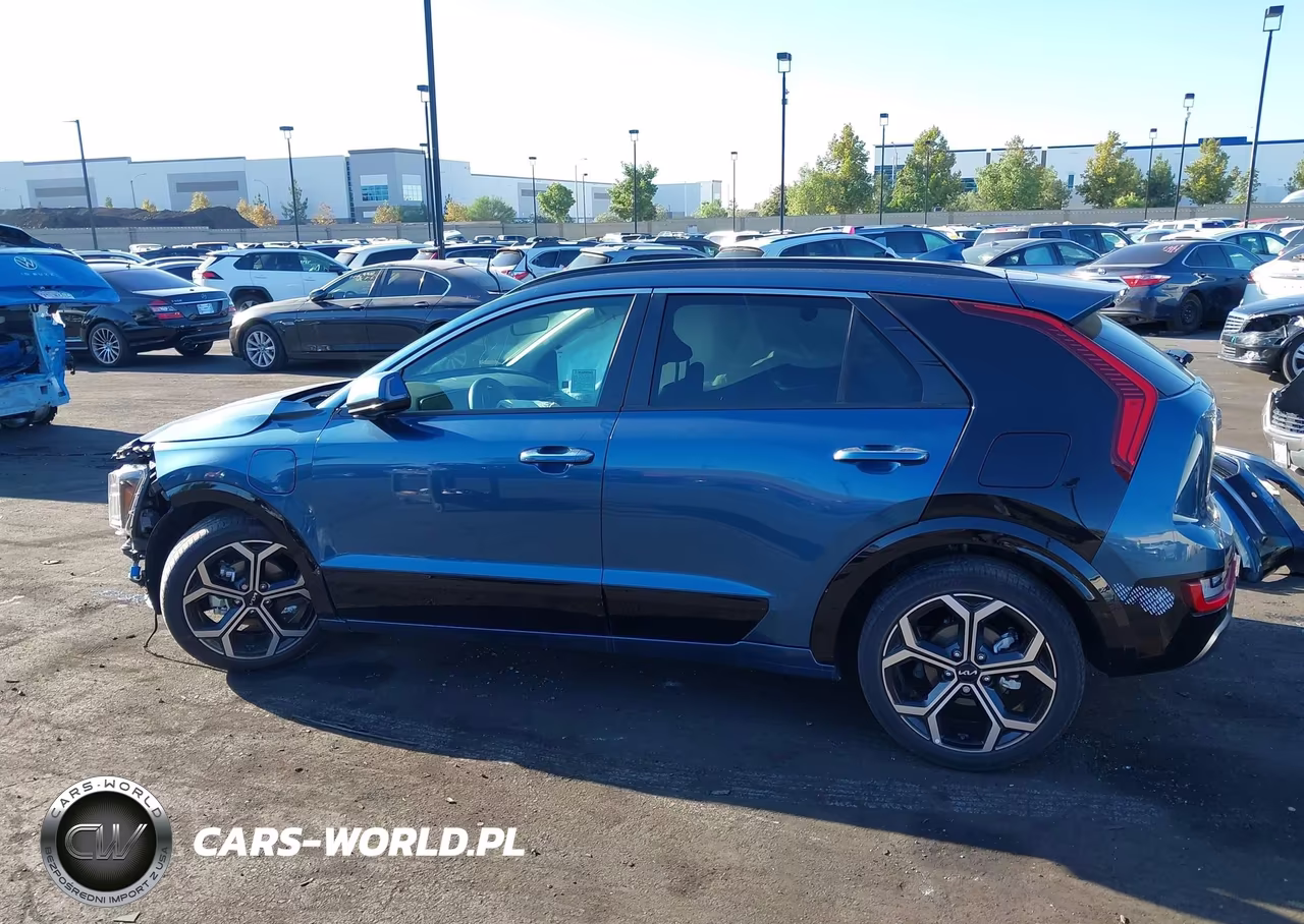 2023 Kia Niro Plug-In Hybrid Sx Touring VIN:KNDCR3LF5P5074273 - 15