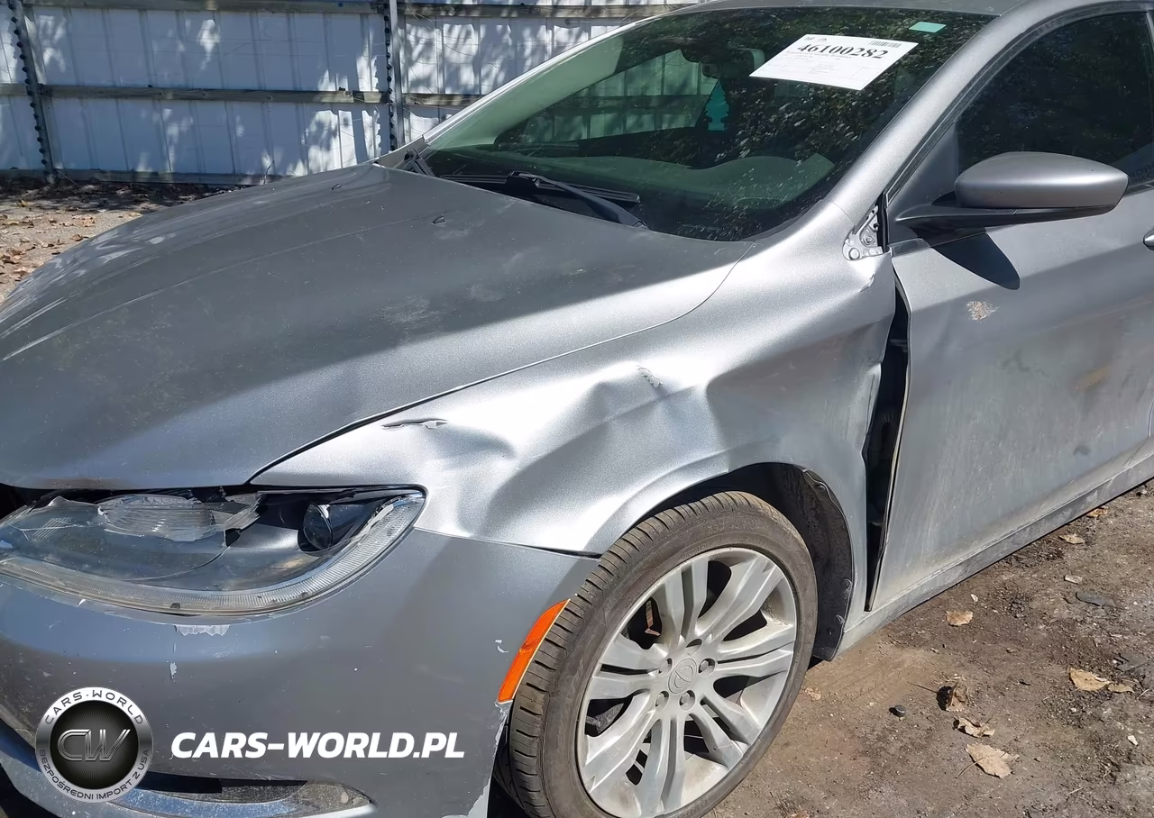 2015 Chrysler 200 Limited VIN:1C3CCCAB3FN682149 - 6