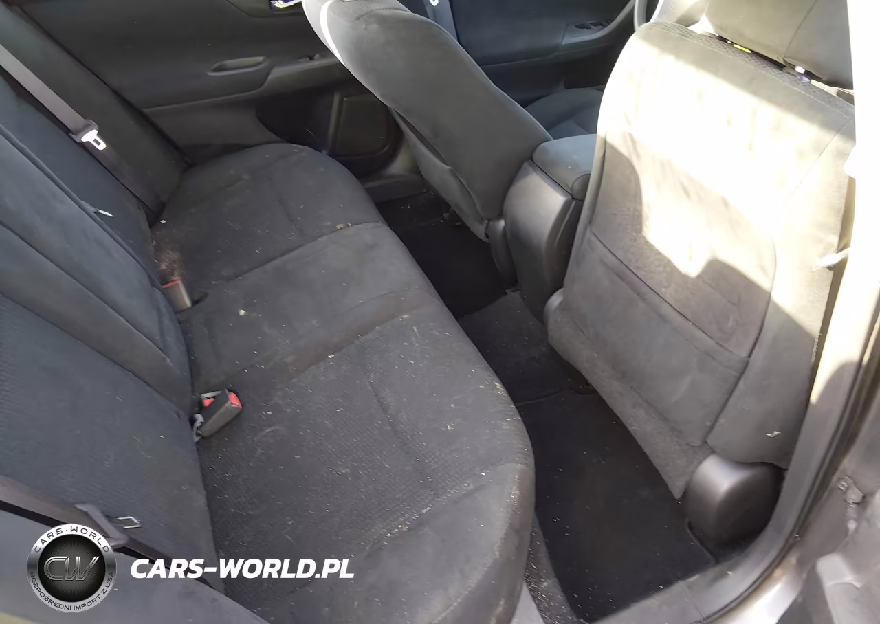 2015 Nissan Altima 2.5 S VIN:1N4AL3AP1FN376880 - 8
